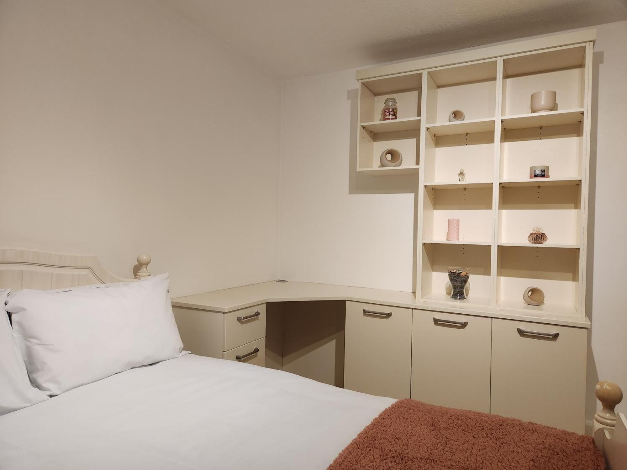 Elmdon House With 4 Spacious Bedrooms To Choose Birmingham Dış mekan fotoğraf