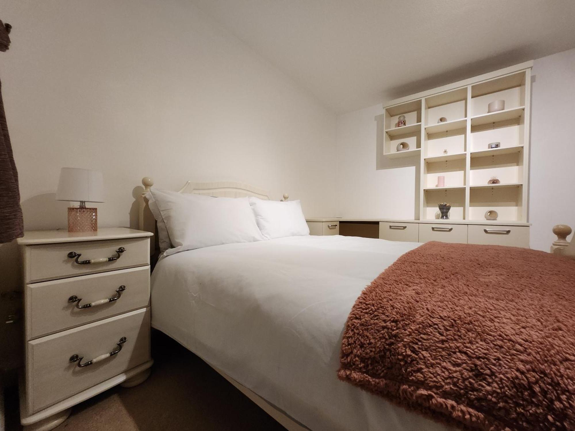 Elmdon House With 4 Spacious Bedrooms To Choose Birmingham Dış mekan fotoğraf